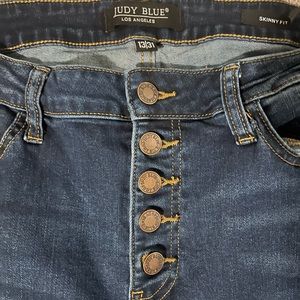 Judy Blue Jeans never been worn, size 13